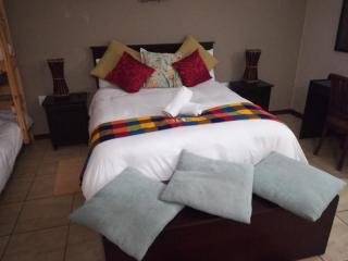 Harties Double Bed 2 Sleeper Room with Shower - 2