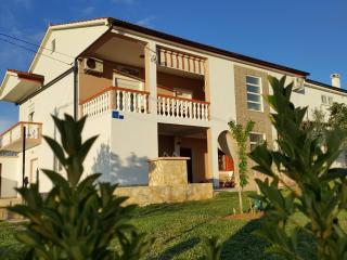 Apartment Tomislav - Vrsi - 3