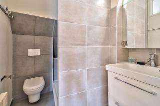 New Parisian Studio with View in the Central 11th - París - 5
