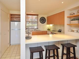 Villa 3br Fiano Villa located within Cypress Lakes Resort - Pokolbin - 2