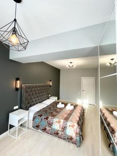 Yourhome - Солнечная Квартира в центре Алматы - Almaty - 1