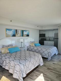 426 Belle Vue Magnificent Oceanfront studio with two balconies - Myrtle Beach - 2