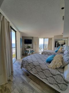 426 Belle Vue Magnificent Oceanfront studio with two balconies - Myrtle Beach - 5