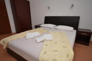 Guesthouse Apartments Čenić - 7