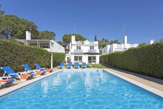 Villa Jessy by Villa Plus - Olhos de Água - 2