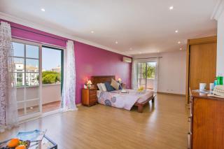 Villa Soni by Villa Plus - Olhos de Água - 2