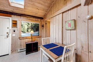 Cozy Cottage by the Sea - Langley - 3