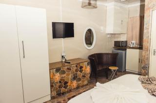 APICAL GUESTHOUSE - Maun - 5