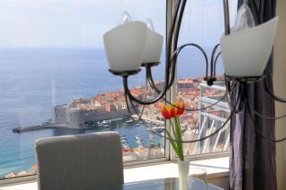 Spacious 2 BR Apt LuxeView- OldTownView, 10min to town - Dubrovnik - 9