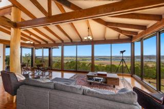 Casa Del Rio - LJHooker Yamba - Ashby - 2