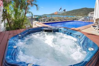 OCEAN VIEWS 10A - Airlie Beach - 0