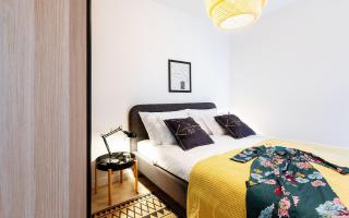 Apartment Black & White - 9