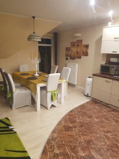 Rodzinny ,Luksusowy Apartament nad jeziorem w centrum Mragowa - 0