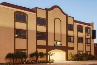 Days Inn by Wyndham Alhambra CA - 9