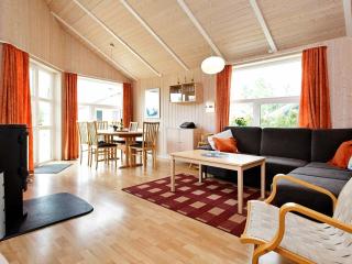 4 person holiday home in Otterndorf - Otterndorf - 4