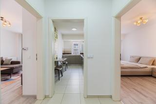 Apartament Johnny Baloney Brasov - Braşov - 1