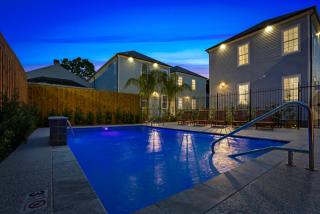 Hosteeva Modern Condo Steps to St Charles Ave & Close to FQ - New Orleans - 7