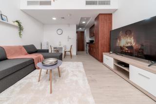 Stylish and Classy Studio in JLT - Dubai - 0