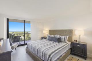 Renovated Throughout Beachfront at It's Finest - 1