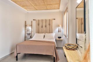 Aeolia Boutique Studios - Ermoupoli - 0