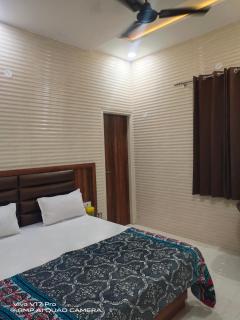 Jasneet Homestay - Amritsar - 9