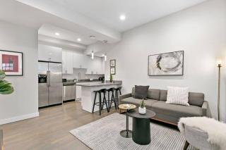 2BR Trendy Urban Apartment - Division 102W 202W 302W REP - Chicago - 1