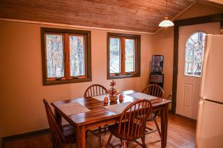 Brook Road Cabin - Goshen - 6