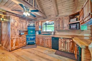 Rustic Woodville Getaway with Pool and Guest House - Woodville - 2