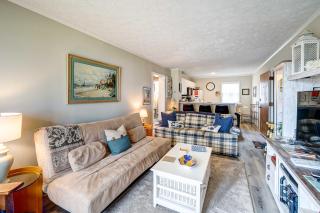 Oceanfront Topsail Beach Retreat - Steps to Shore! - North Topsail Beach - 7