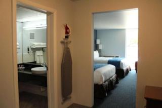 Travelodge by Wyndham Water's Edge Hotel - Racine - Racine - 5