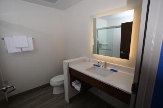 Holiday Inn Express - McCook by IHG - 9