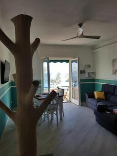 Mori's Beautiful Sea front Apartment - With A.C. - Monterosso al Mare - 7