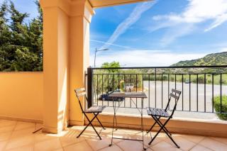 Baia da Luz - Poolview Loft Aparment - 5