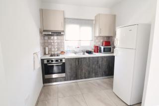 Silver Sea Holiday Apartments - 4