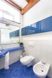 La Maison Des Lions APPARTAMENTI VACANZE accesso diretto alla spiaggia località Amore - Cannobio - 1