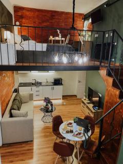 Luxury inn - Tbilisi - 1