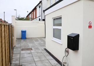 Contractor friendly from 'TOBS Norwich' - Norwich - 8