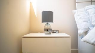 Comfy Spacious Apartment in Canary Wharf - London - 1