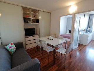 Golden Family Apartments - 6