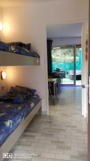 STUDIO RDJ TERRASSE PISCINE SANARY SUR MER - Sanary-sur-Mer - 1