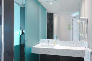 KAKTUS Hotel Benikaktus - Benidorm - 9