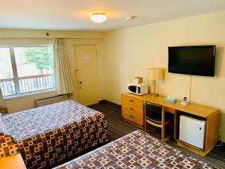 Toronto Lakeshore Hotel - 3