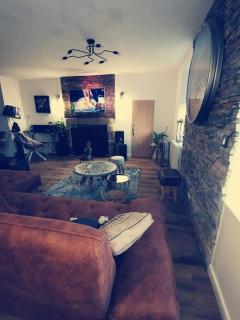 Loft 100m2 neuf entièrement équipée - Callac - 7