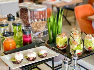 Hotel Raymond - Truskavets - 3