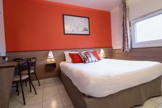 ACE Hôtel Travel Athée sur Cher - Athée-sur-Cher - 7