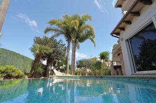 Tropical garden, villa with pool near the beach - Alcudia - 0