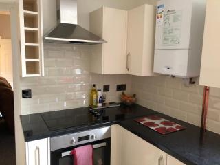 Sidings Holt - whole house sleeps up to 7 - Crewe - 1