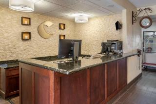Comfort Inn & Suites Paw Paw - 6