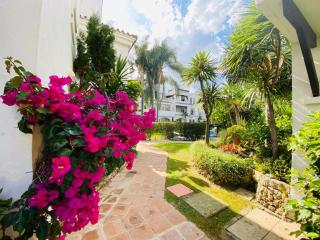 Apartamentos Naranjos del Sol Marbella - Marbella - 2