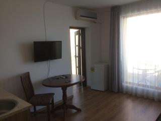 Villa Milagro Apartments - 3